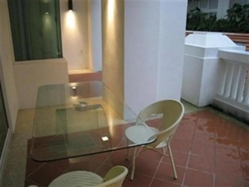 Marina Suites At Straits Quay George Town Aparthotel